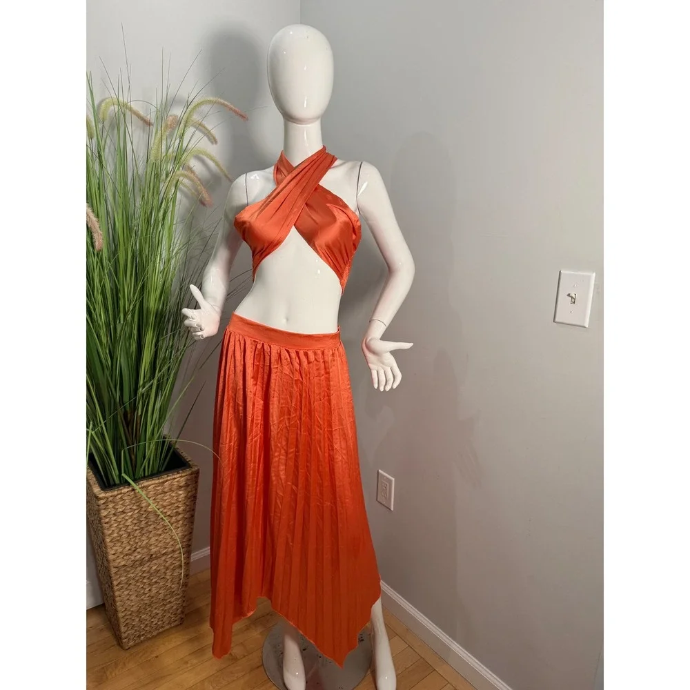 Micas Orange Pleated Two-Piece Halter Skirt Set – Elegant Summer size XL‎